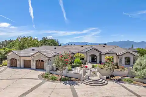 Luxurious Estate with Stunning Valley Views