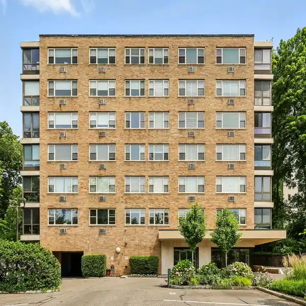 EFFORTLESS TURNKEY LIVING