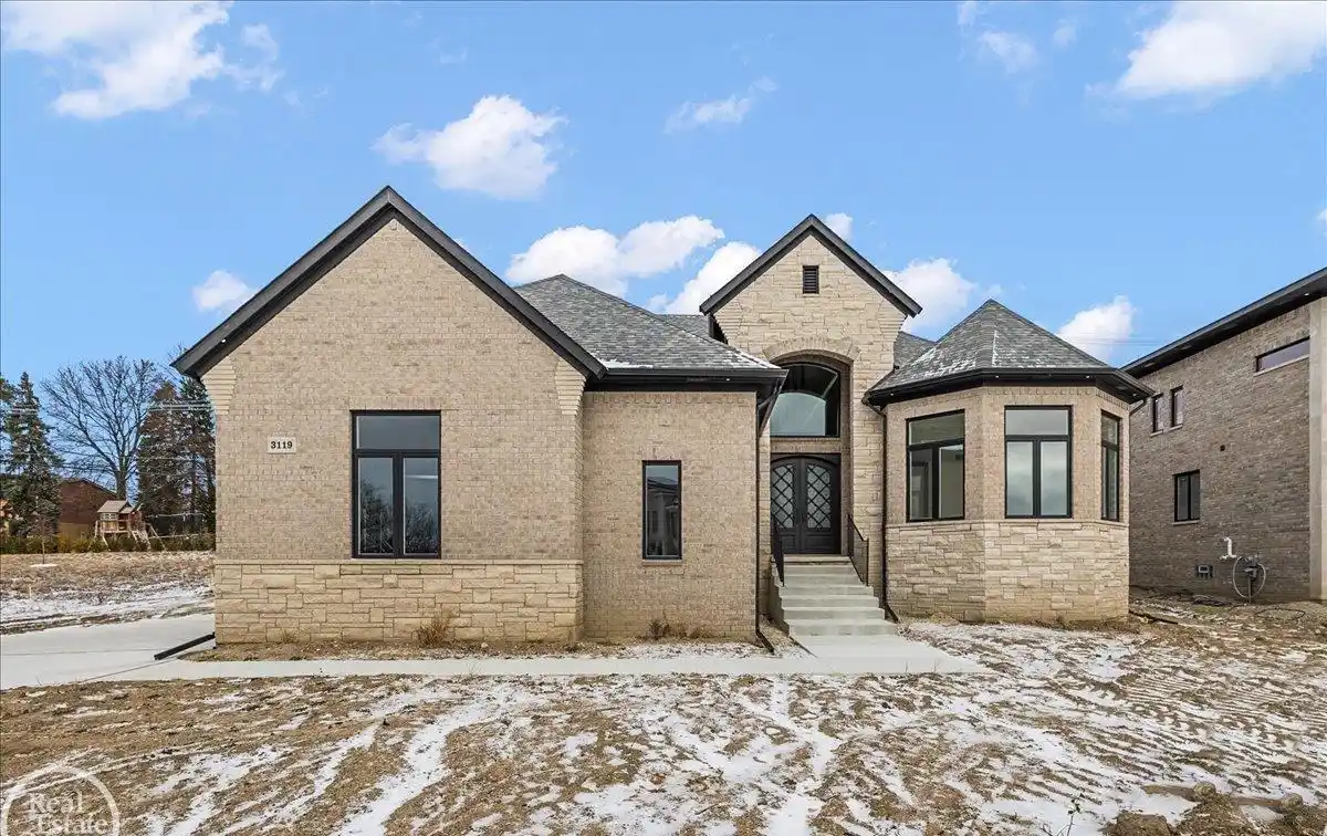 High-end New Construction Opportunity