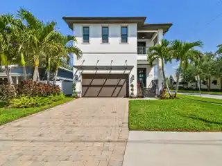 Exceptional Custom Home in Davis Islands