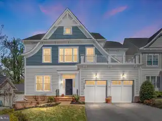 Designer Luxury Living on Landscaped Corner Lot