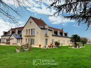 Sprawling Retreat with Pool and Guesthouses