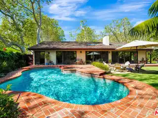 Recently Remodeled Home in Malibu West