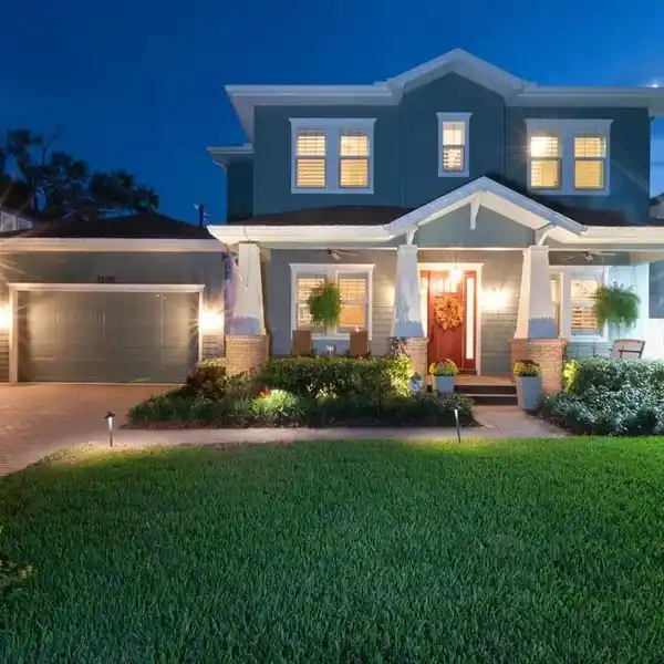 GRACIOUS FIVE BEDROOM HOME