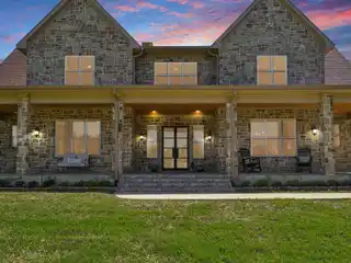 Stunning New Luxury Smart Home