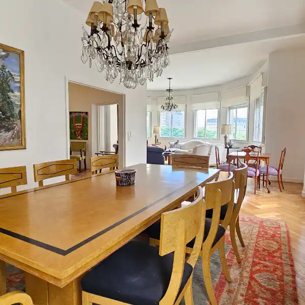 GORGEOUS SIX-ROOM APARTMENT AT KAVANAGH BUENOS AIRES