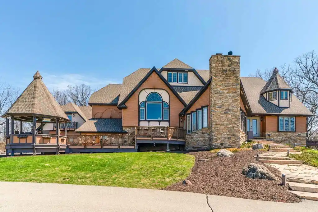 One-of-a-kind 27-plus-acre Property