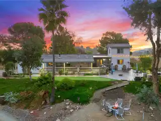 Hilltop Haven in Wine Country