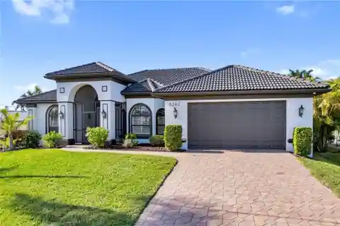 Turnkey Gulf-access Waterfront Home