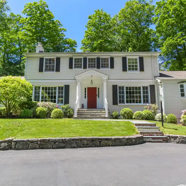 CLASSIC CHARM MEETS MODERN FAMILY FUNCTIONALITY
