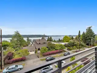 Contemporary Farmhouse in Desirable Seward Park