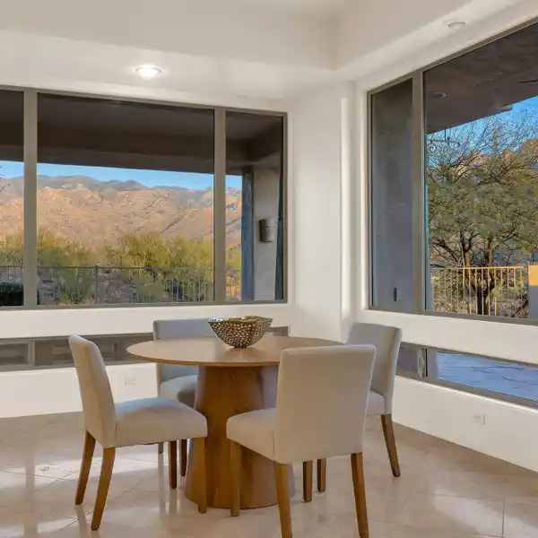 BREATHTAKING LUXURY HOME WITH PANORAMIC VIEWS