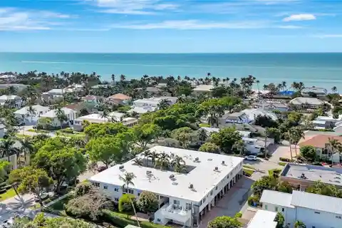 Artfully Redesigned Condominium Steps to the Gulf