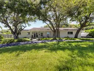Gorgeous Home in the Heart of Palmetto Bay