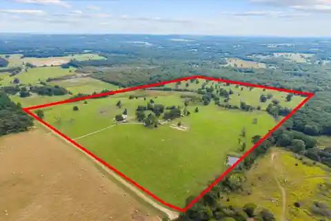 Sprawling 117-Acre Property