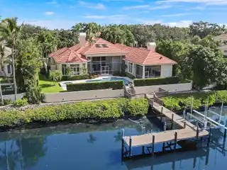 Rare Deep Water Property in Admirals Cove