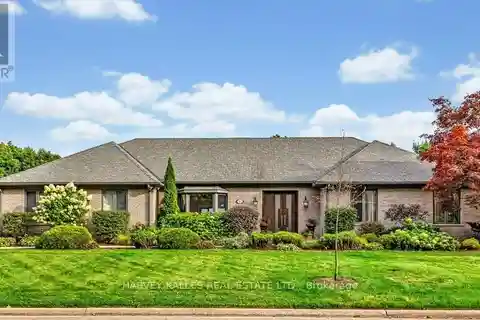 Transformed Bungalow on an Exclusive Street