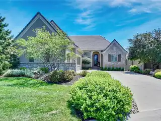 Upgraded Home in the Club Villas of the Links of Lionsgate