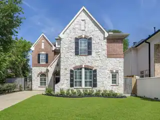 Bright Home with the Ultimate Functional Plan