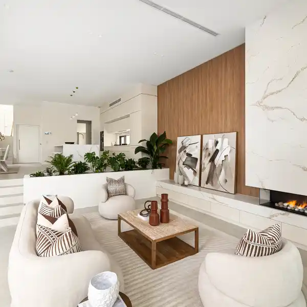 DESIGNER SOPHISTICATION WITH RELAXED ENTERTAINING