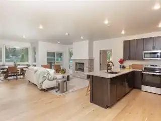 Move-In Ready Top-Floor New Condominium