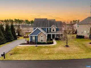 Luxury Living in Spring Creek