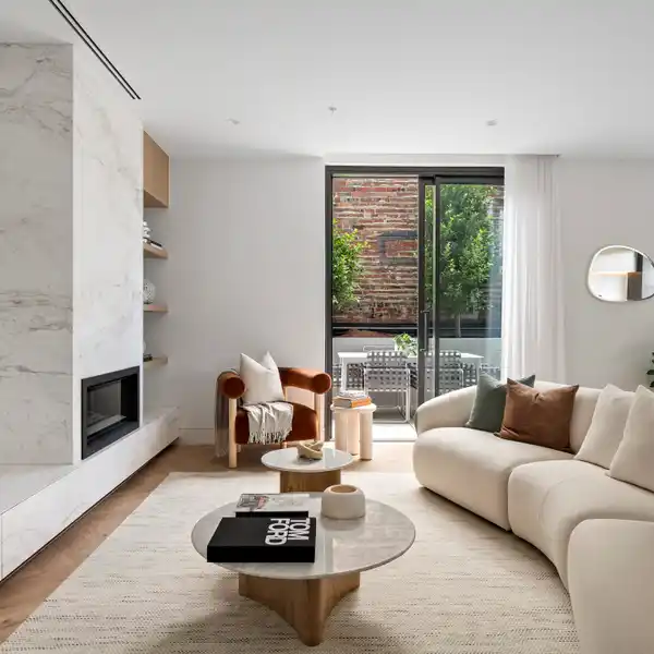 LUXURY APARTMENT AT LA STORIA