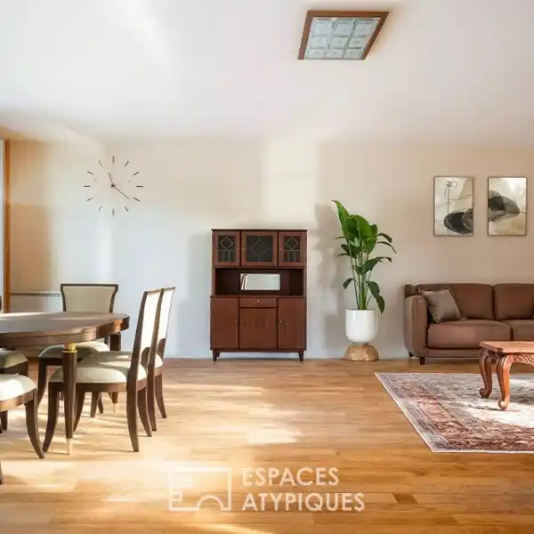 DUAL-ASPECT APARTMENT NEAR METRO AND GREEN SPACES