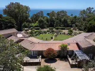 Casa Robinson Aguilar