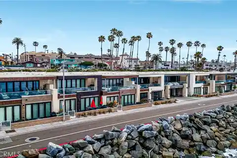 Exquisite Oceanfront Condo