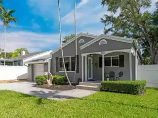 Rio Vista Gem