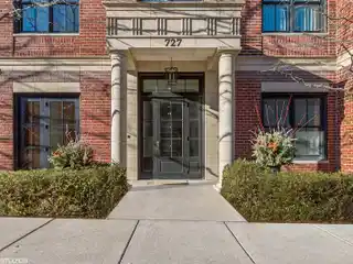 Custom-built Condominium in a Boutique Building