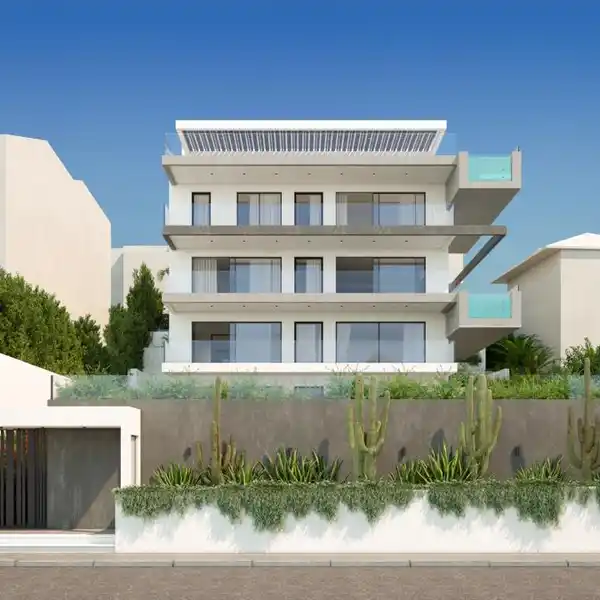 MODERN PENTHOUSE WITH UNOBSTRUCTED SEA VIEWS