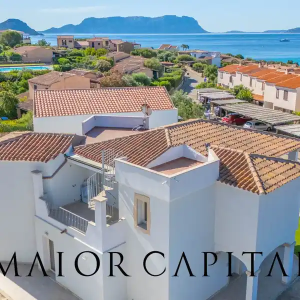 BRIGHT AND OPEN TWO BEDROOM HOME