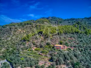 Spectacular Property with a Renovated Eighteenth Century House