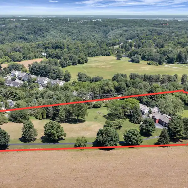 HISTORIC BALL FARM - CIRCA 1725