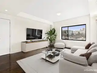 Bright High-Floor Residence