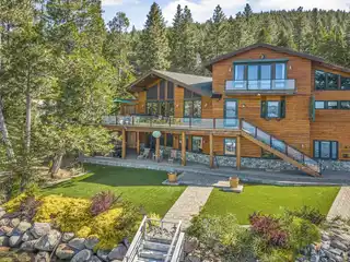 Mountain Luxury Meets Lakeside Serenity