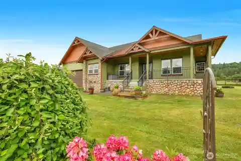 Peaceful Monroe Rambler with Stunning Mountain Views