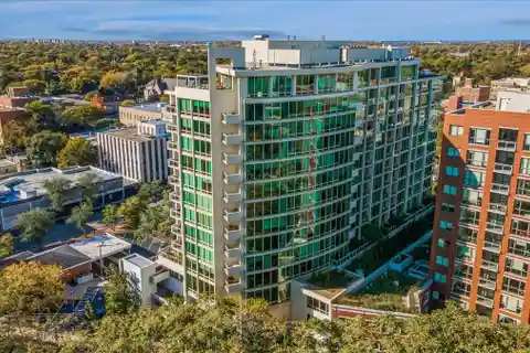 Modern Residence in the Highly Sought-After One Evanston