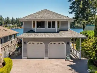 Lake Living at Its Best