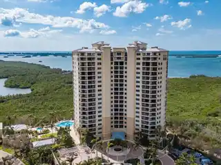 Impeccable Unit with Amazing Views