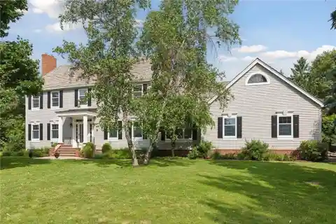 Classic Colonial in Bell Oaks