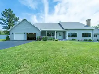 41 Acres of Private Country Paradise