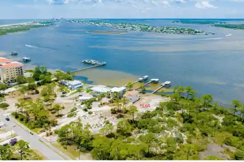 Waterfront Paradise on River Road Awaits