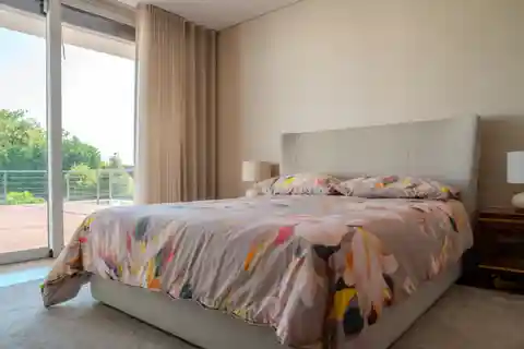 Excellent Villa with Contemporary Architecture