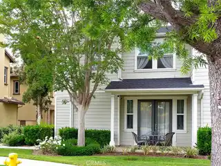 Sun-filled Corner Townhome in Columbus Grove