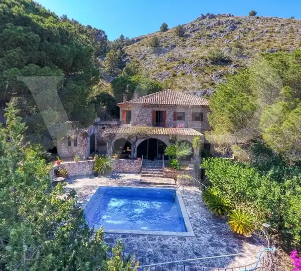 MAGNIFICENT MALLORCAN MANOR HOUSE IN POLLENSA
