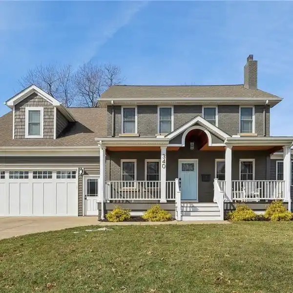 UPDATED COLONIAL IN DESIRABLE BEACH CLIFF I