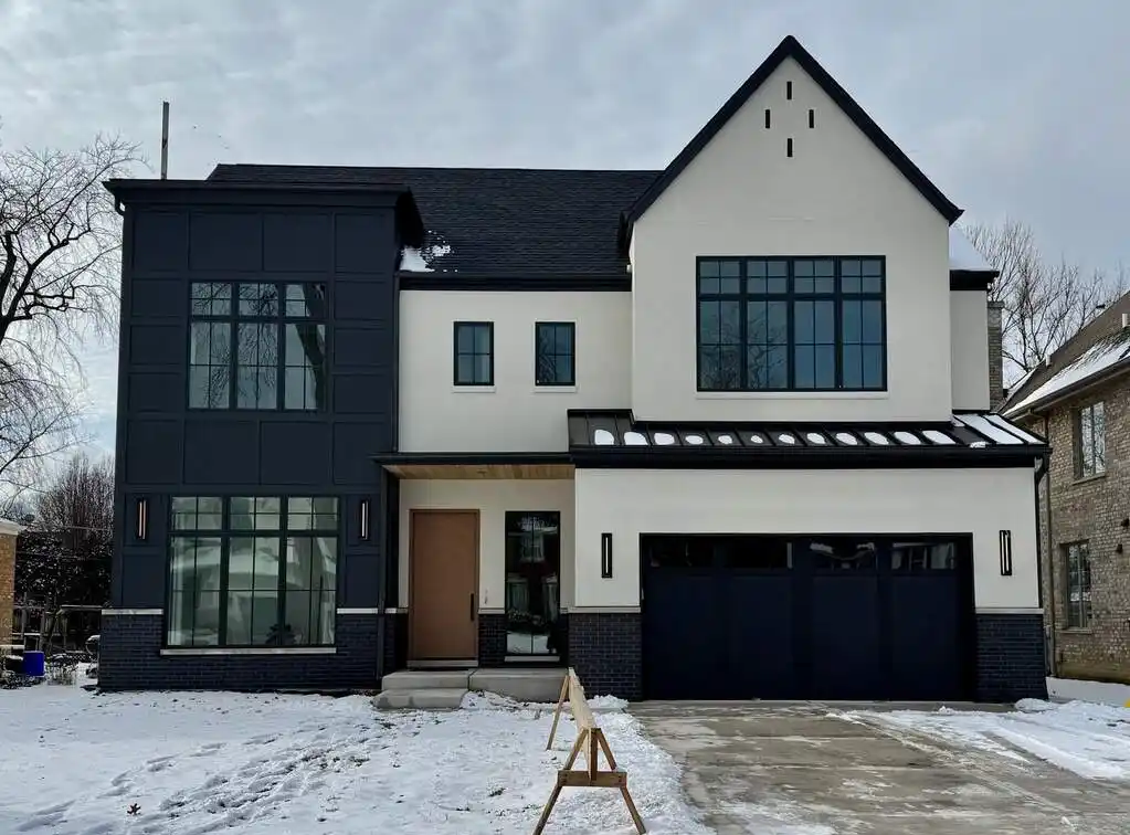 New Build in Coveted College View